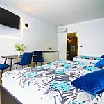 Hotel Na Zbójeckiej Skawa