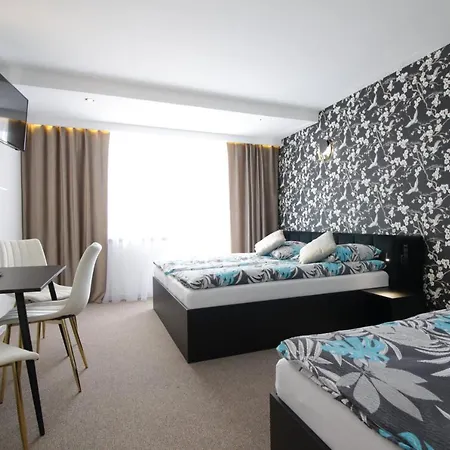 Na Zbojeckiej Hotel 2*