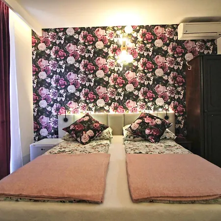 Na Zbójeckiej Hotel
